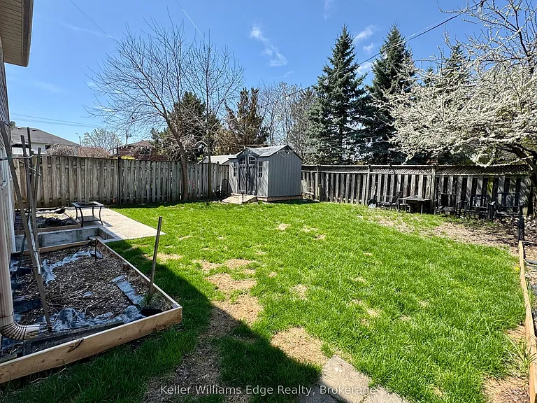 127 1st Rd W #LOWER — Photo 21