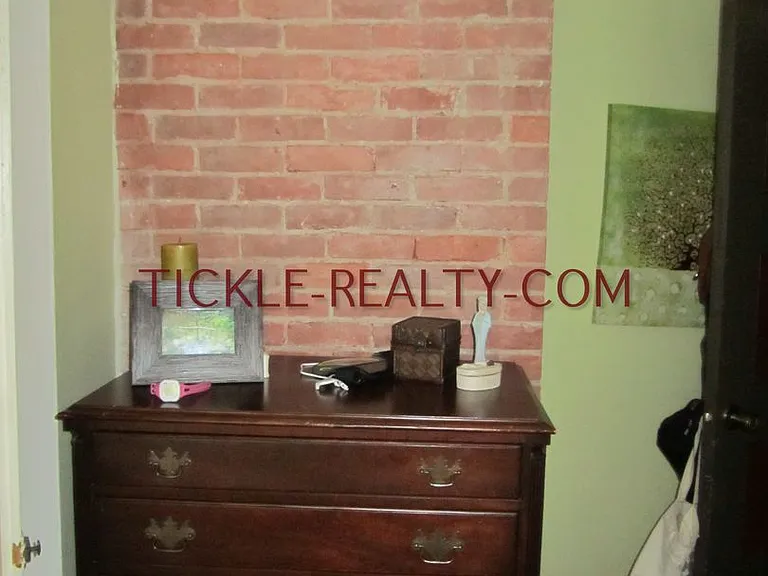 18 Portsmouth Ter — Photo 7