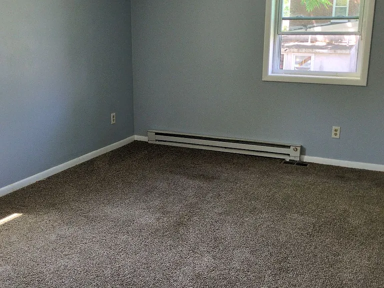 1005 Wright St — Photo 3