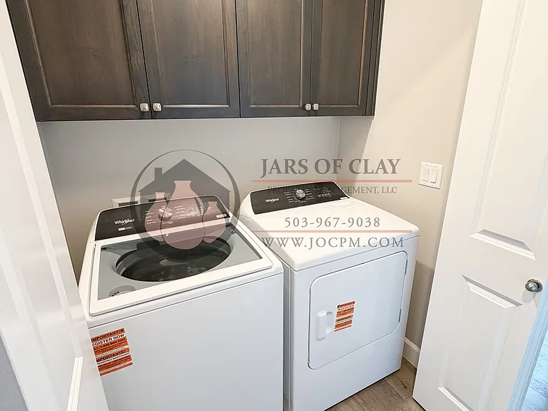 1329 Oppek St NE #1329 — Photo 19