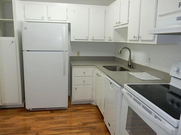 5th image of 20301 W Country Club Dr APT 728