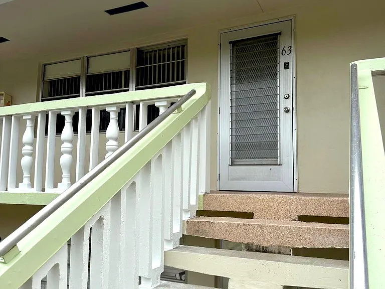 63 Windsor Dr #C — Photo 15