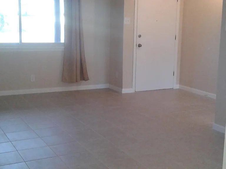 11724 Marquette Ave NE — Photo 20