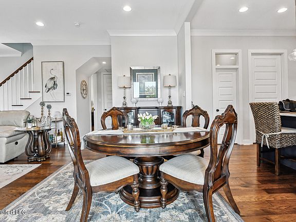 5th image of 102 Bienville Dr