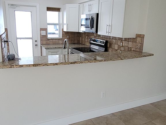 2nd image of 571 Trade Winds Dr