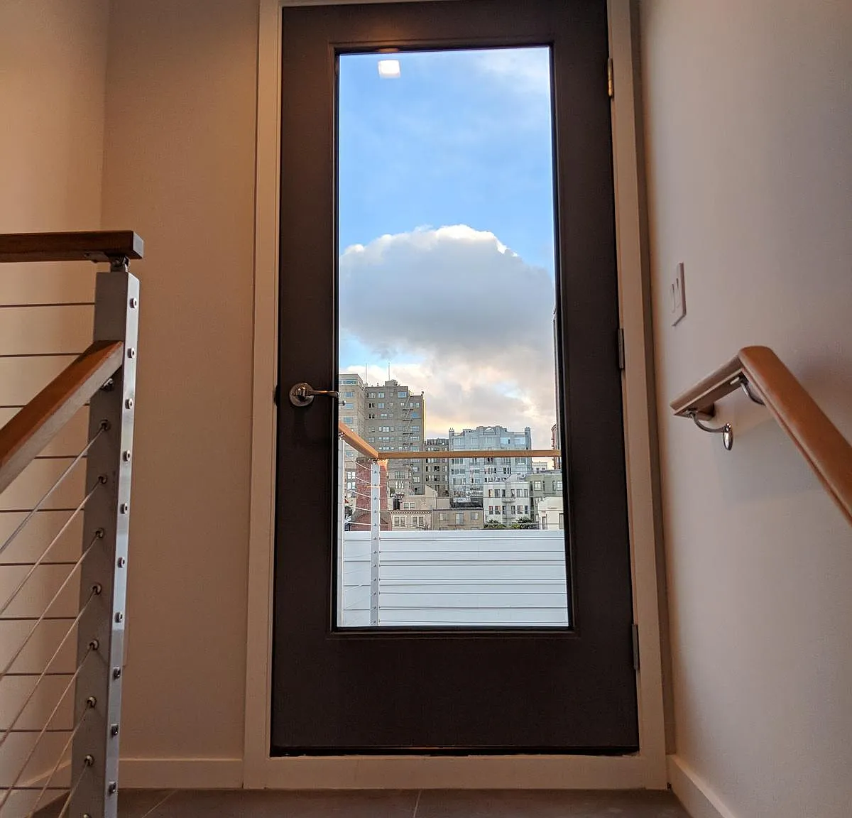 3 bed, 1300 sqft, $7,200 — Photo 3