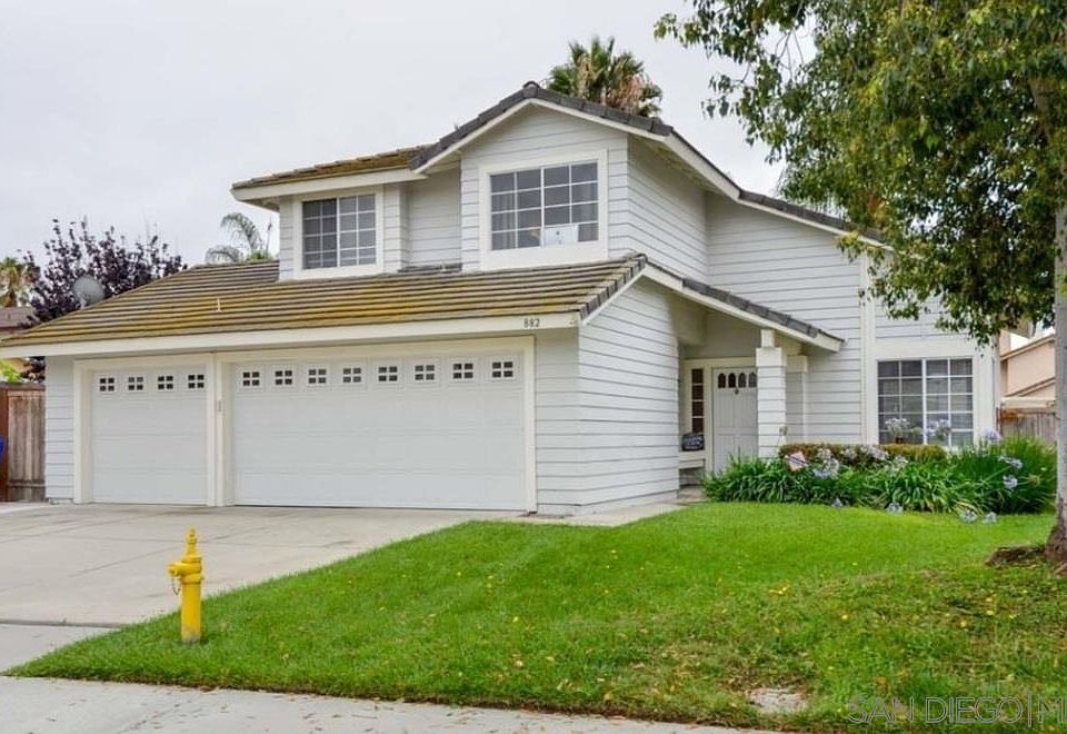 1st image of 882 Sunningdale Dr