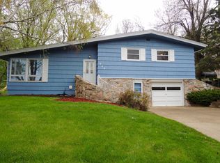 849 Hanna Ave SW, Valley City, ND 58072