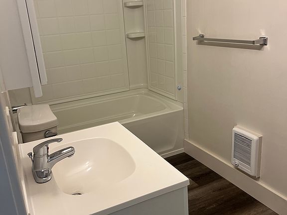 2nd image of 1616 N Post St APT 1