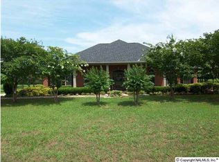 606 Red Hat Rd, Decatur, AL 35601