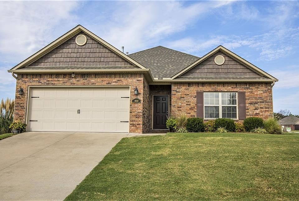 1st image of 3030 Hook Ln