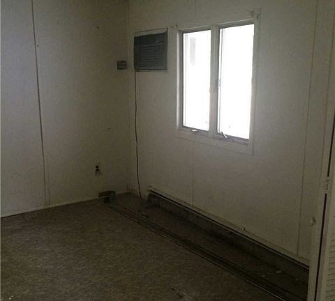 3rd image of 20 Oaklake Ln