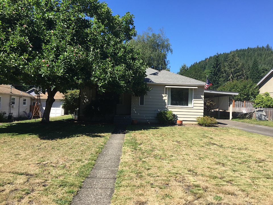1st image of 420 NE Alder St