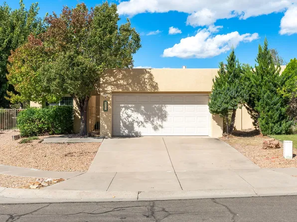 8105 Countrywood Rd NE, Albuquerque, NM 87109
