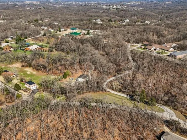 1455 Ridge Rd, Ballwin, MO 63021