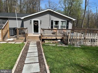 3147 Mountain Lake Rd, Hedgesville, WV