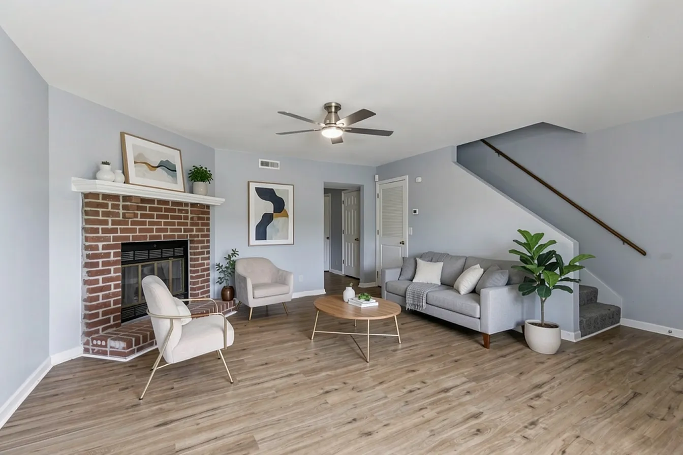 2 bed, 1210 sqft, $1,645 — Photo 3