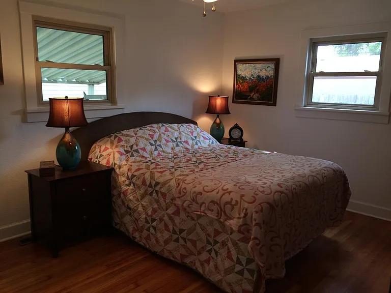 4938 Meade St — Photo 12