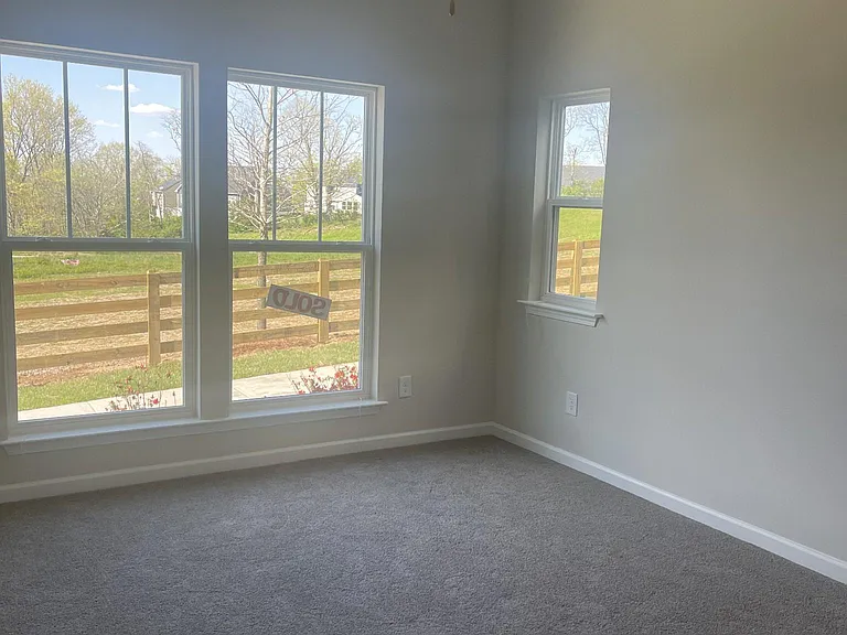 1044 Indigo Aly — Photo 11
