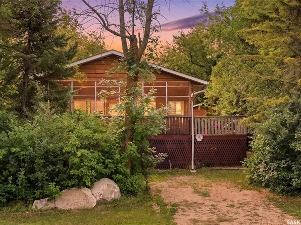 318 Douglas AVENUE, Manitou Beach, SK S0K 4T1