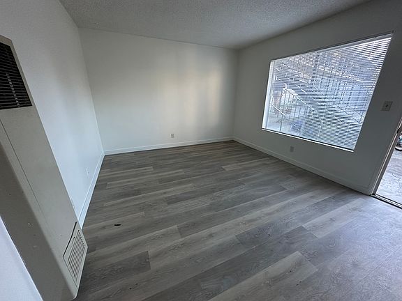 4th image of 3458 Richland Dr APT 6
