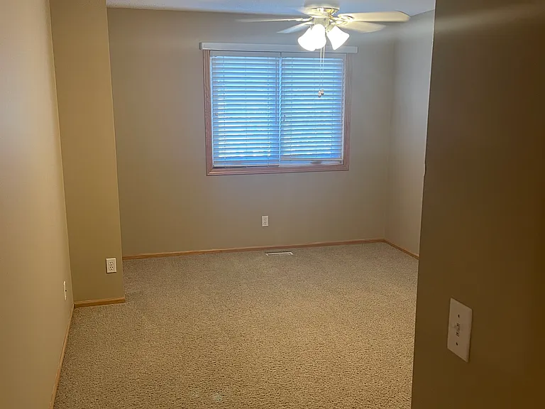 811 Burr Oaks Dr #502 — Photo 16