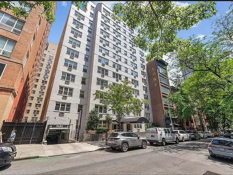 215 E 80th St #9G — Photo 24
