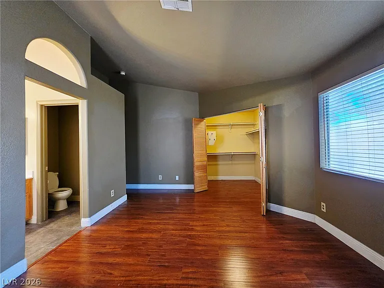 7645 Rockfield Dr — Photo 9