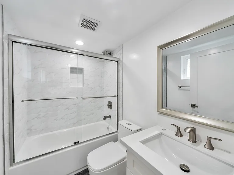 7108 Ramsgate Ave #1/2 — Photo 15