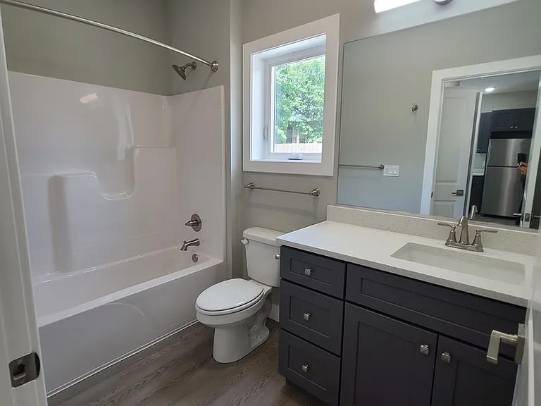 408 W Main St — Photo 9