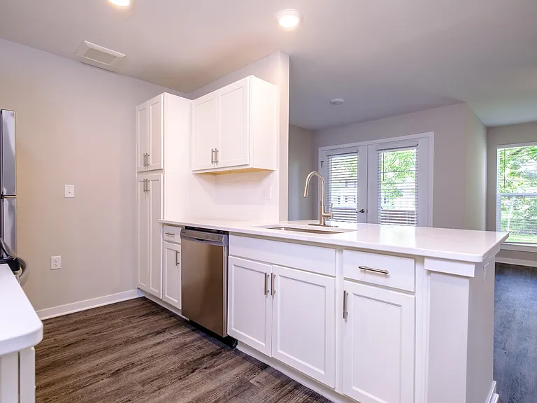 Saw Mill Village Apartments — Photo 6