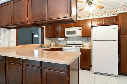 5th image of 254 Greensboro Ct #7