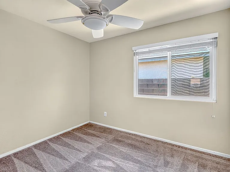 630 Beresford Ave — Photo 23