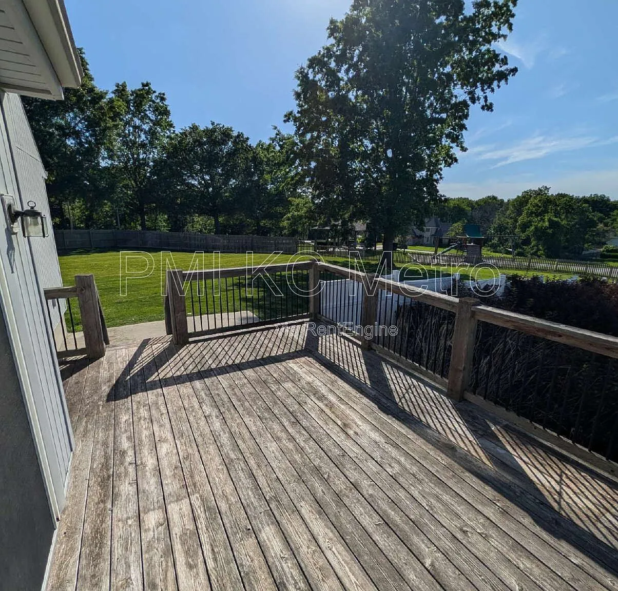 4 bed, 5.0 bath, 3100 sqft, $4,200 — Photo 2