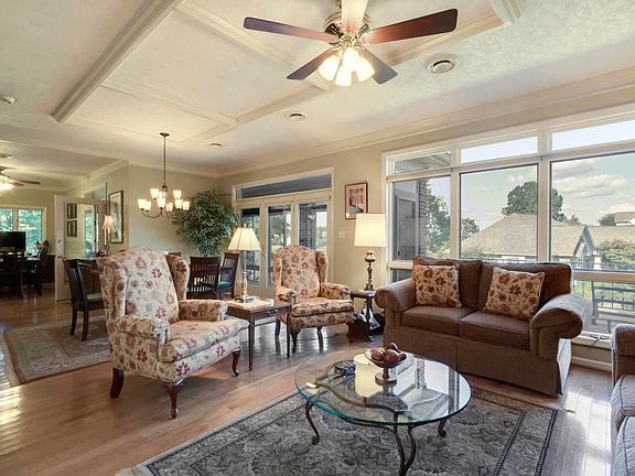 4th image of 121 Oostagala Dr