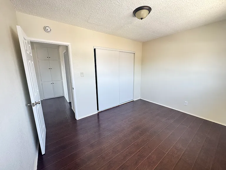 8180 California Ave #D — Photo 17