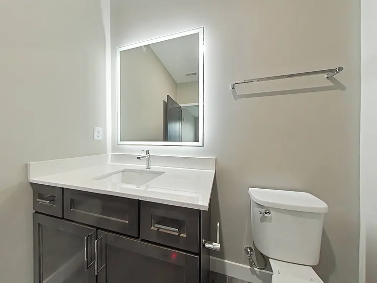 Altair Luxury Apartments — Photo 45