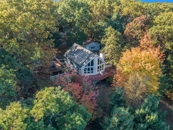 1840 S Campbell Rd, Branch, MI 49402