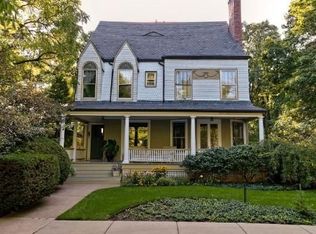 1217 Michigan Ave, Evanston, IL 60202