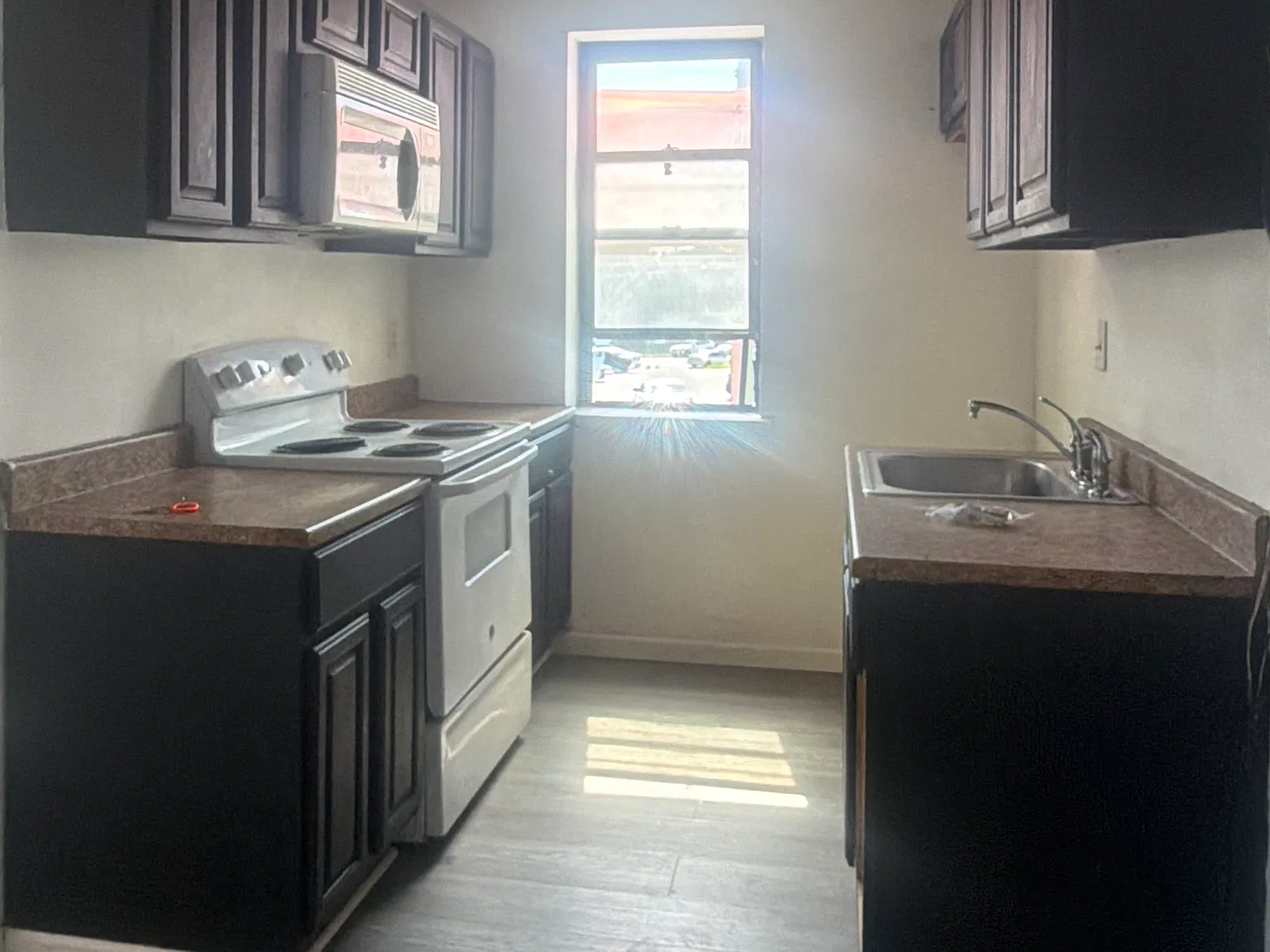 2 bed, $950 — Photo 3