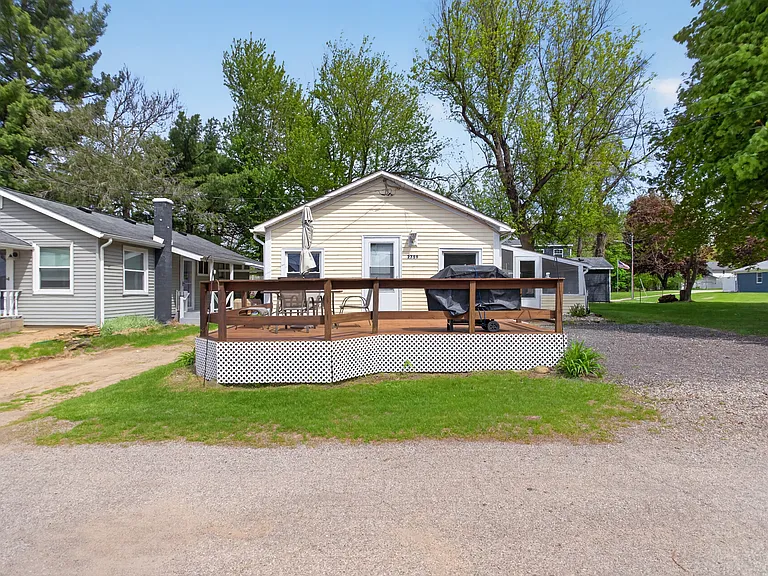 2759 Almeda Ct — Photo 2