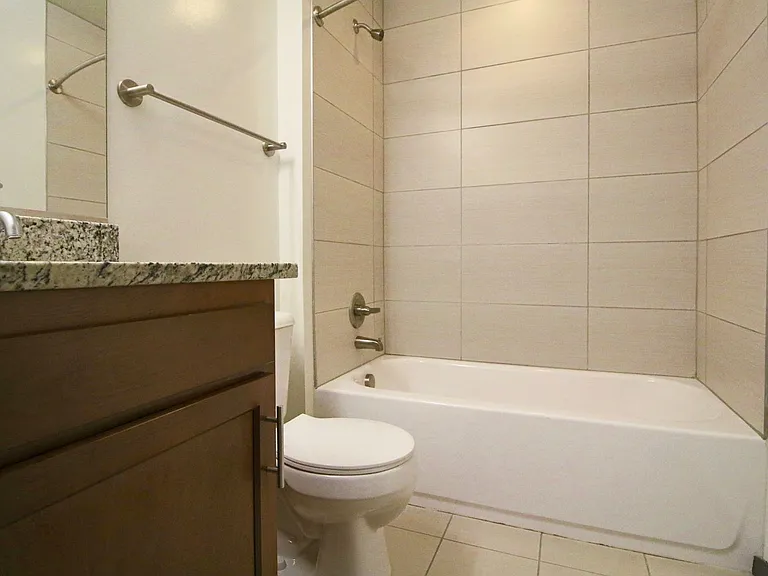 Main 2323 — Photo 16
