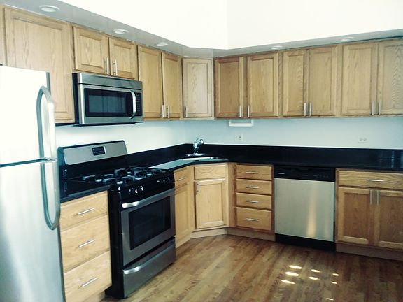 2nd image of 2722 N Kimball Ave #34093