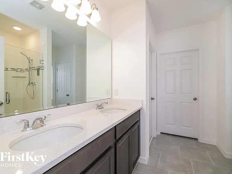 888 Avenal Ln — Photo 9
