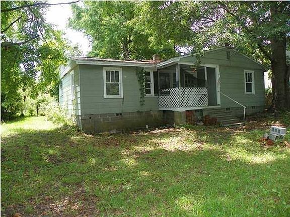 2nd image of 2135 Aberdeen Ave