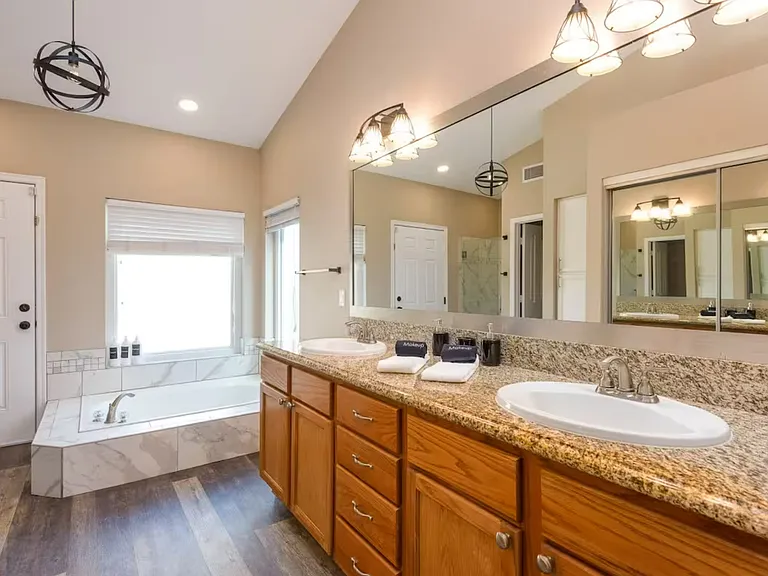 650 W Palo Verde St — Photo 31