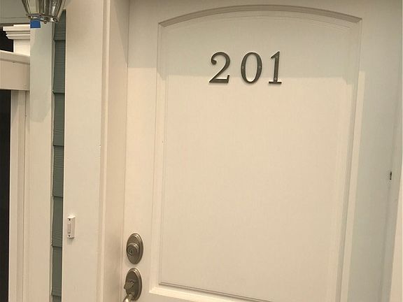 5th image of 300 N Macneil St #201