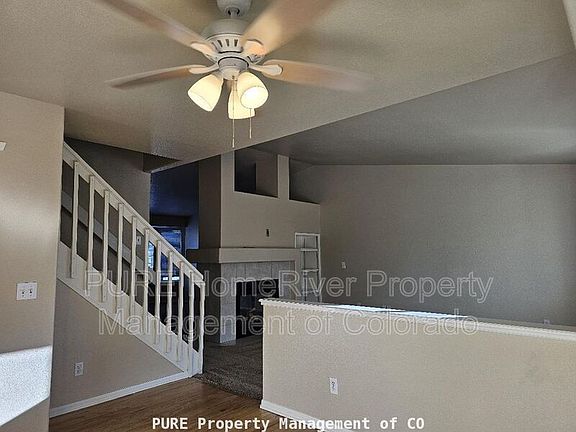 4th image of 9394 Cove Creek Dr