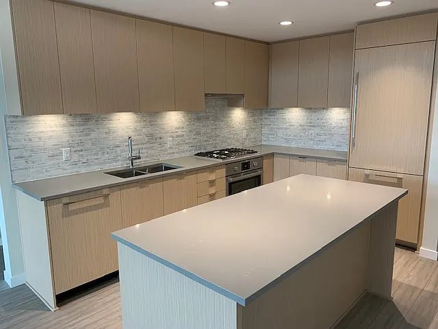 9233 Odlin Rd #507 — Photo 4
