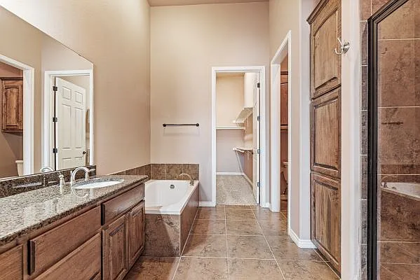 14910 Leeward Dr #702 — Photo 16